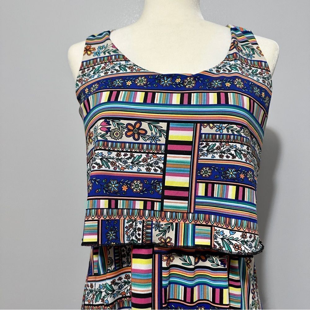 Nina Leonard Sleeveless Stretch Women's Blue Multi Flowers Abstract size S - Picture 2 of 7